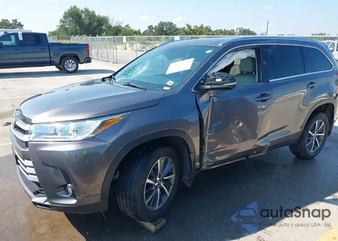 2017 Toyota Highlander Xle from USA, damaged, VIN 5TDKZRFH0HS208677